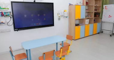 Mobilier și echipamente moderne ajung în unitățile de învățământ din Constanța - 8