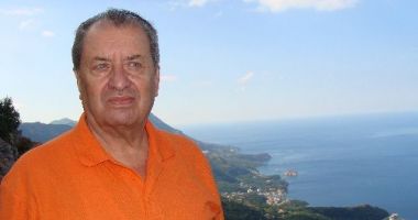 Stire din Cultură-Educație : Prof. dr. Traian BRĂTIANU - UN ZIAR, UN DESTIN