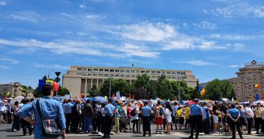 Stire din Social : Sindicatele vor organiza proteste comune pe 9, 10, 14 și 15 iulie