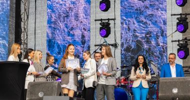 GALERIE FOTO. 192 de elevi constănțeni, premiați pentru performanțe remarcabile - 2
