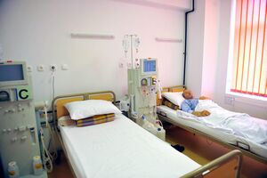 Stire din Actualitate : Medici oncologi, puși sub acuzare în dosarul rețetelor medicale falsificate