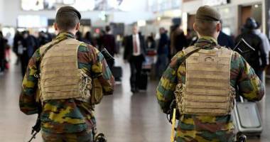 Stire din Actualitate : Alertă teroristă maximă: "Există riscul unui atentat similar celor din Paris"
