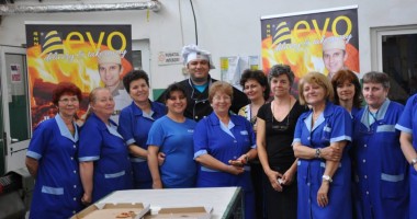 Galerie FOTO. Prânz cu zece feluri de pizza Evo la tipografia "Cuget Liber" - 4