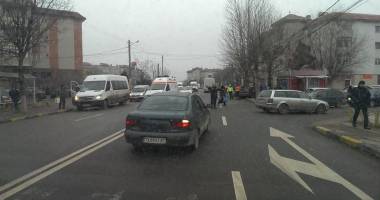 UPDATE / Galerie FOTO. Accident rutier în Murfatlar. A fost implicată o Ambulanță - 2