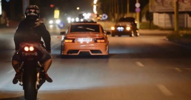 Galerie FOTO și VIDEO. TUPEU DE ȘMECHER / A făcut drifturi pe bulevardul Tomis în plină zi. Unde era Poliția? UPDATE - 5