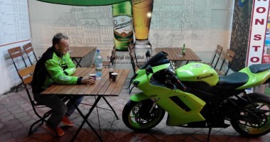 Atenție! IMAGINI ȘOCANTE! Motociclist din CONSTANȚA, OMORÂT sub roțile unei mașini - 4
