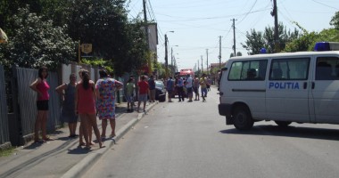 UPDATE. Pericol de EXPLOZIE din cauza unui șofer care a intrat cu mașina într-o conductă de gaze - 2