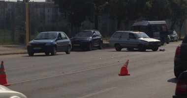 Accident rutier pe bulevardul 1 Mai - 1