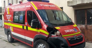 O șoferiță a lovit o ambulanță SMURD și a fugit de la fața locului - 2