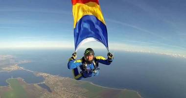 Stire din Eveniment : Tragedia de la Clinceni. Informația zilei despre PARAȘUTISTUL CONSTĂNȚEAN Adrian Constandache