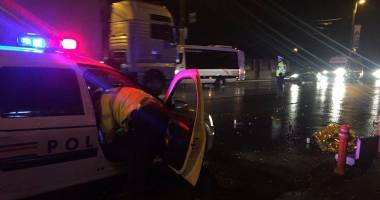 Galerie FOTO / TRAGEDIE LA CONSTANȚA. BĂRBAT OMORÂT PE LOC, ÎN FAȚA POLIȚIEI RUTIERE - 2
