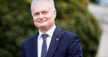 Stire din Actualitate : Preşedintele lituanian: Încălcaţi ''liniile roşii'' şi daţi-i Ucrainei avioane de luptă