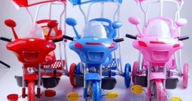 Stire din Eveniment : Marfă adusă din China, confiscată de polițiștii de frontieră