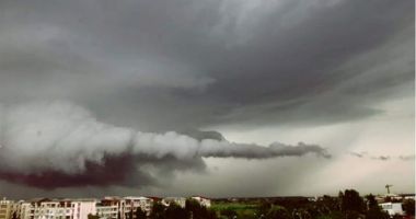 Stire din Social : Cod portocaliu de instabilitate atmosferică în 25 de judeţe, până duminică dimineaţa