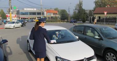 Cum să-i țineți departe pe hoții din mașini care mișună prin Constanța - 2
