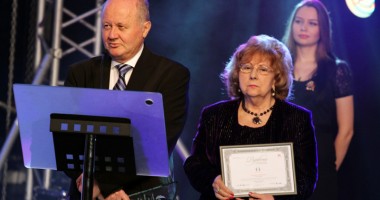 Stire din Social : S-a dat startul campaniei de propuneri pentru Gala "Zece oameni  de valoare pentru Constanța!"