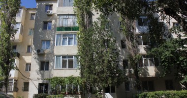 Stire din Cetățenești : Scandal monstru în bloc, de ani de zile
