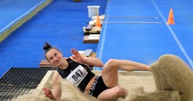 Stire din Sport : Atletism / După o pauză de doi ani, a sărit 13,64 metri! Andreea Taloș Panțuroiu a revenit în arenă