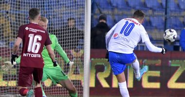 Stire din Sport : Farul, remiză albă cu CFR Cluj. Hagi: "Era nedrept dacă am fi câştigat cu mare noroc!"