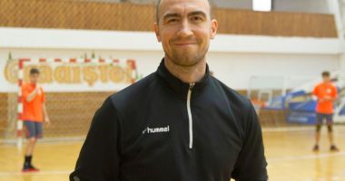Stire din Sport : Handbal / Valentin Ghionea a preluat funcţia de coordonator al loturilor naţionale de juniori şi tineret ale României