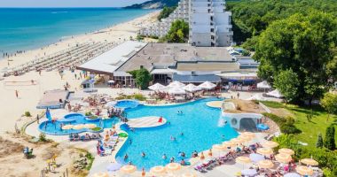 Stire din Economie : Deschiderea sezonului estival 2023: Litoralul românesc și bulgăresc, destinații de top pentru 1 Mai