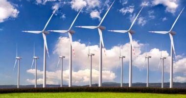 Stire din Economie : ANRE: Până în 2028, ar putea fi puse în funcţiune proiecte de energie regenerabilă cu o capacitate totală de 10.509 MW