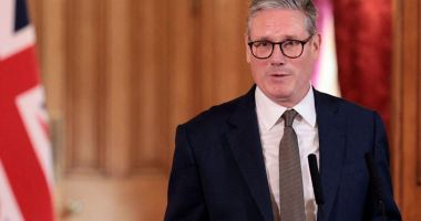 Stire din Actualitate : Premierul britanic Keir Starmer avertizează: „Viitorul buget va fi dureros”