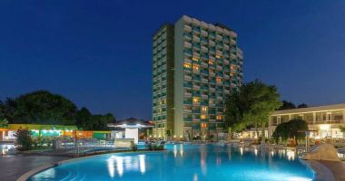 Stire din Economie : Complexul „Balada” din Saturn, scos la vânzare. „Afacerile de familie sunt viitorul în turism!”