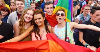 Stire din Actualitate : Kazahstanul, aliat al Rusiei, interzice promovarea LGBT+