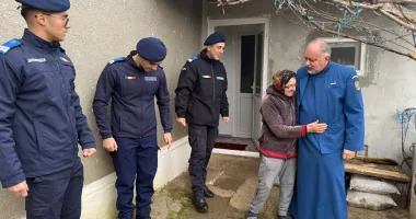 Stire din Social : Jandarmii constănțeni au făcut un gest din suflet înainte de sărbători