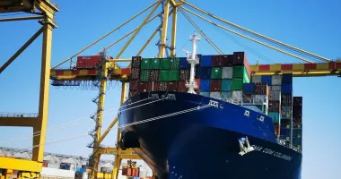 Stire din Economie : Încep modernizarea și extinderea rețelelor de apă și canalizare în Portul Constanța
