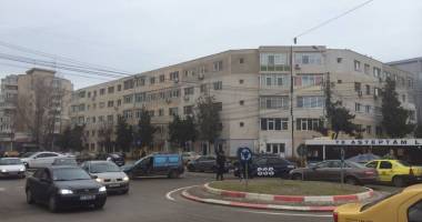 Accident rutier pe strada București! Două mașini făcute praf - 1