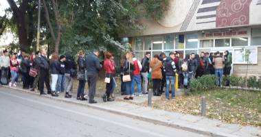 Stire din Sănătate : Constănțenii, solidari cu victimele incendiului din București. Cozi interminabile la donarea de sânge