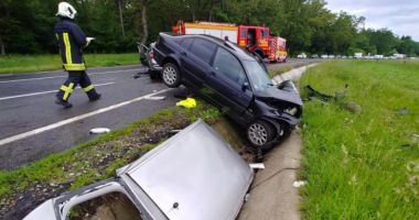 Accident grav pe DN1, cu mai multe persoane încarcerate