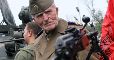 Stire din Economie : Pensiile militarilor revin la cuantumul anterior