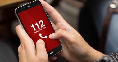 Ce mai reclamă românii la 112: Dureri de unghii, insomnii sau probleme de erecție