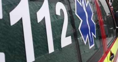 Stire din Eveniment : Accident rutier în judeţul Constanţa, cu două maşini implicate!