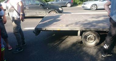 Galerie foto. Și-au făcut mașinile praf! Accident rutier în Eforie Nord - 5