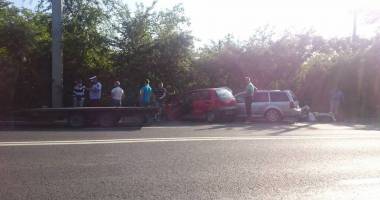 Galerie foto. Și-au făcut mașinile praf! Accident rutier în Eforie Nord - 6