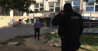 PERCHEZIȚII de amploare la SPITALUL JUDEȚEAN CONSTANȚA, CJAS și la locuințele medicilor - 3