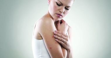Stire din Sănătate : Loviturile puternice în cot determină inflamarea bursei