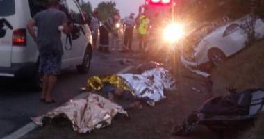 IMAGINI ȘOCANTE FOTO ȘI VIDEO! Cinci vieți spulberate într-un tragic accident rutier, la 23 August - 3