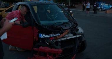 Galerie foto. Accident rutier în Constanța, provocat de un taximetrist. DOUĂ VICTIME! - 5