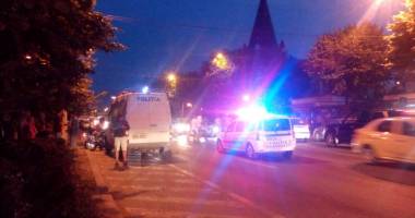 Galerie foto. ACCIDENT GRAV la Dacia. BMW înfipt într-un copac - 5