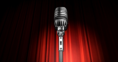 Stire din Cultură-Educație : Stand-up,  în El Comandante