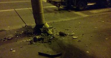 Accident rutier. Stradă blocată din cauza unui șofer neatent - 2