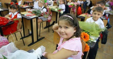 Stire din Cultură-Educație : Număr mare de cereri de înscriere în clasa pregătitoare, în prima zi din cea de-a doua etapă