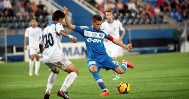 Stire din Sport : 11 fotbaliști de la Academia Hagi, convocați  la loturile naționale