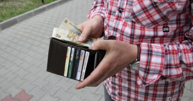 Stire din Cetățenești : Sancționarea salariatului