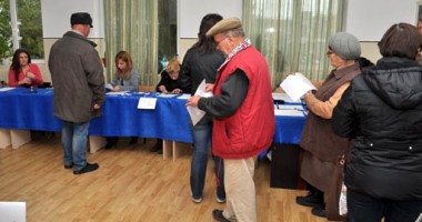 Stire din Cetățenești : Mai bine făceau "referendum" pentru maidanezi